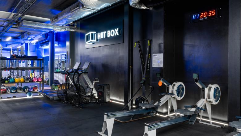 VivaGym large gym floor with equipment